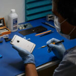 apple_repair-service-expansion_iphone-repair_07072020_big.jpg.large